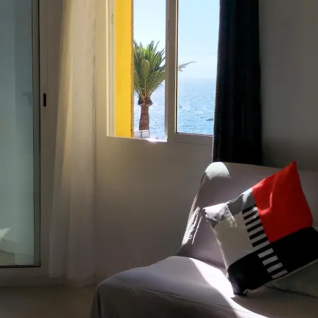 Vakantiehuis Daniel Beachfront, 2 Wifi Free Playa de las Américas