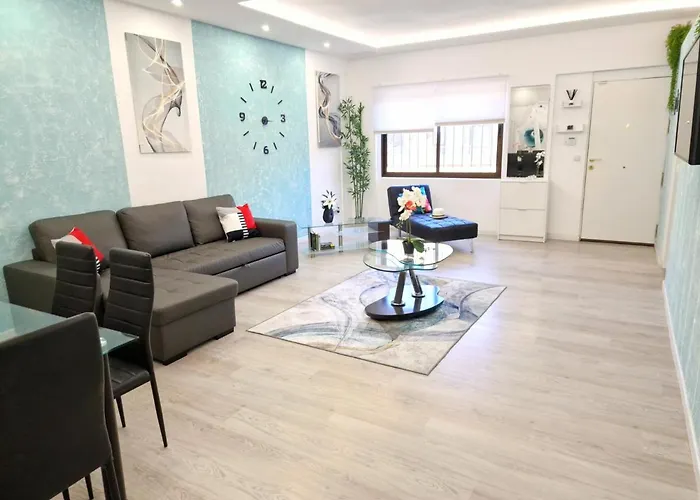 Daniel Beachfront, 2 Wifi Free Case de vacanță