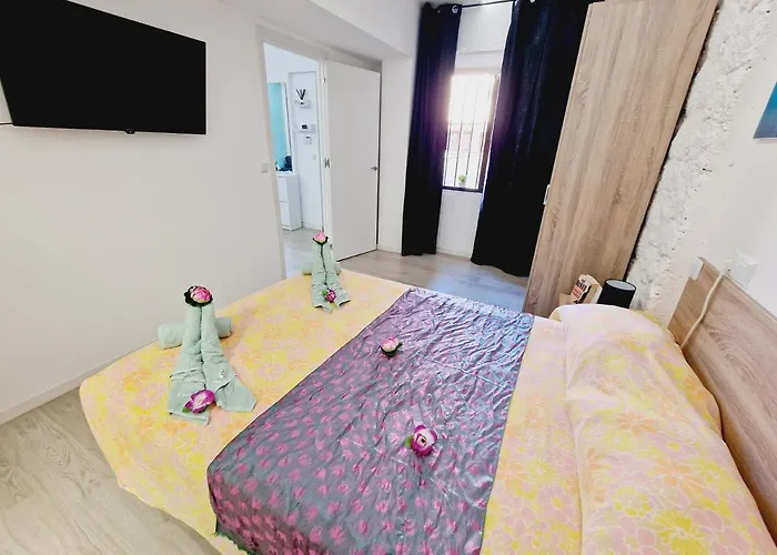 Daniel Beachfront, 2 Wifi Free Case de vacanță