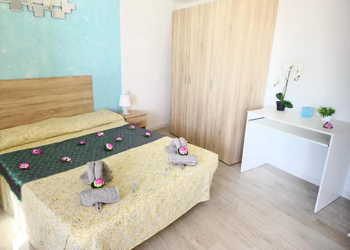 Case de vacanță Daniel Beachfront, 2 Wifi Free *