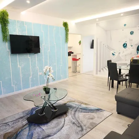 Casa vacanze Daniel Beachfront, 2 Wifi Free *